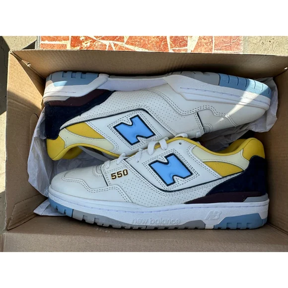 Us seller- CA- Men's New Balance 550 Sneakers Size 11.5 White/Blue bb550ncf